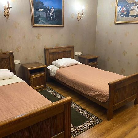 Hotel Fortetsya Hetmana Hatne Luaran gambar
